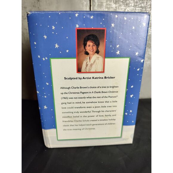 Hallmark Peanuts 50th Anniversary Musical Snow Globe - Picture 2 of 7